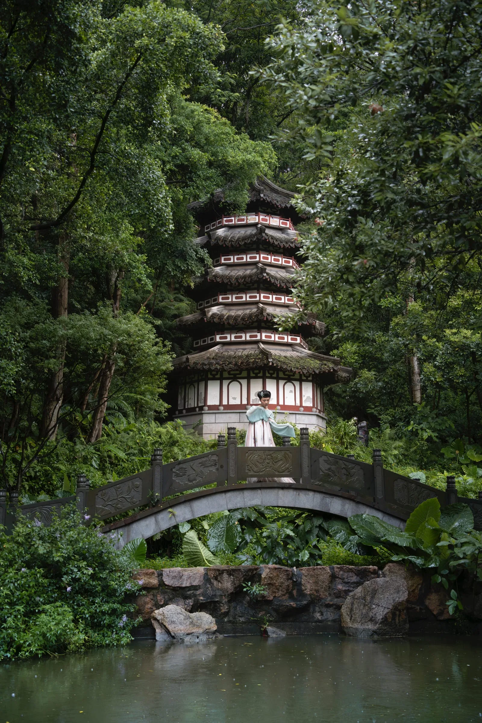 人像 24
